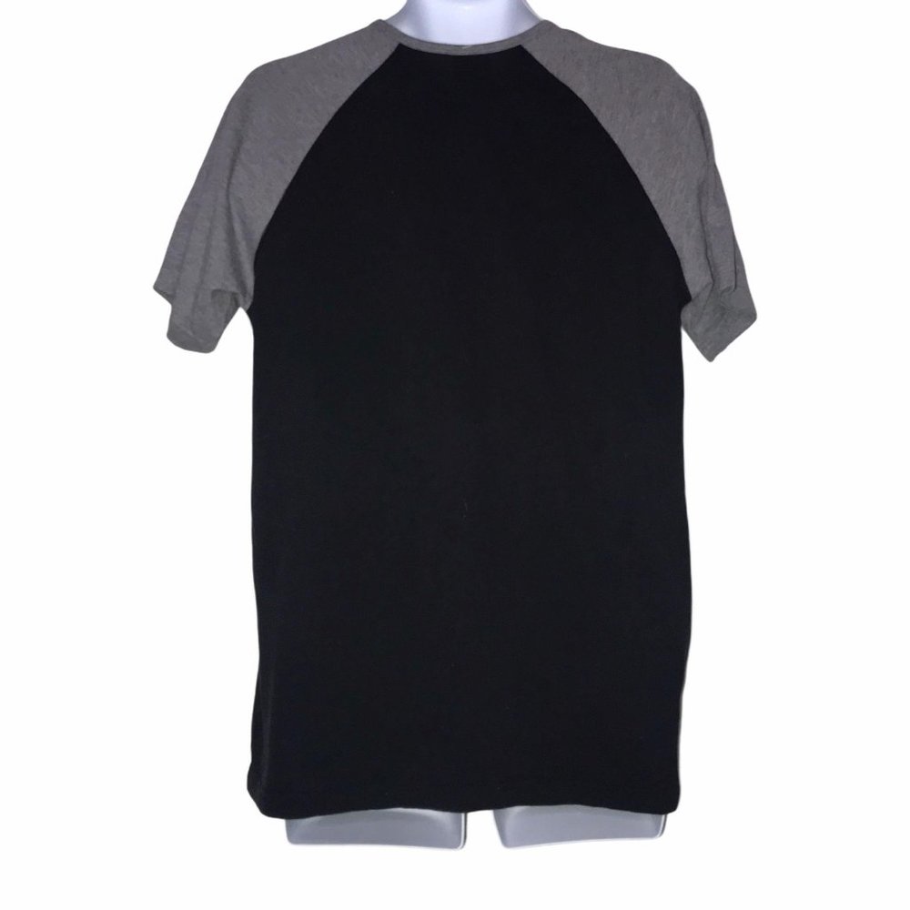 Walt Disney Store China The Incredibles Dad Tee L - Picture 6 of 9